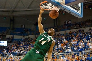 Garfield Blair dunking!